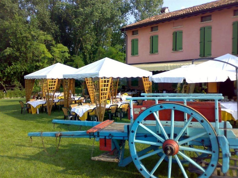 ヴォルタ・マントヴァーナAgriturismo Cascina Boschiアパートメント エクステリア 写真